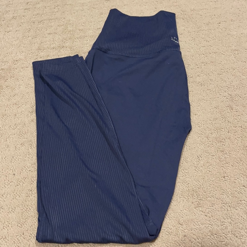Beyond Yoga pants. NWOT. Sz L.